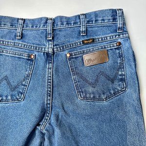 vintage WRANGLER straight leg mid blue jeans